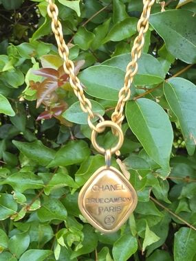 CHANEL Necklace Chain AUTH Coco Vintage Rare Gold choker 31 RUE CAMBON PARIS F/S
